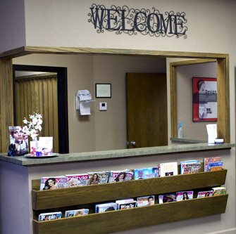 Front desk at Missouri College of Cosmetology